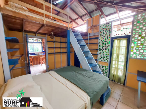 beachfront-lodge-for-sale-in-bocas-dell-toro
