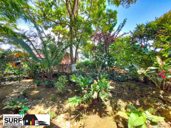 beachfront-lodge-for-sale-in-bocas-dell-toro