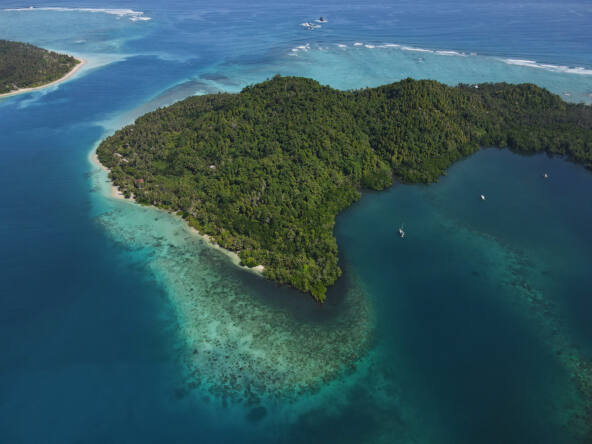 boutique-beach-bungalows-mentawai