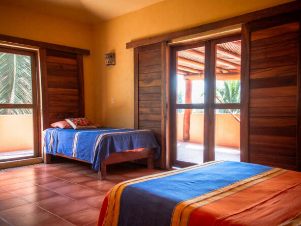 casa-sirena-la-saladita-mexico