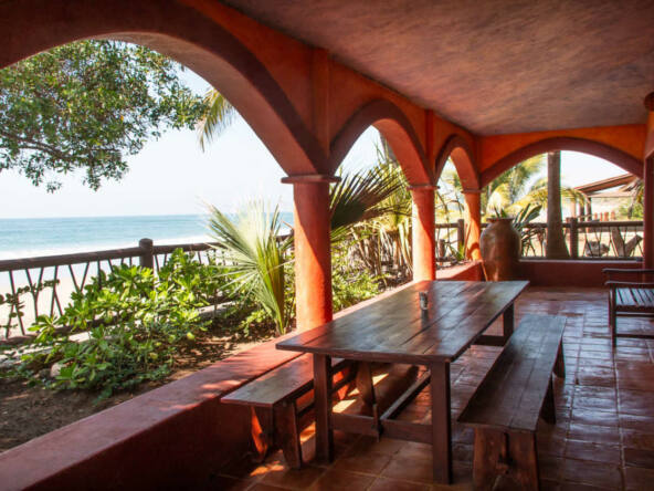 casa-sirena-la-saladita-mexico