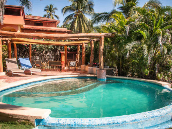 casa-sirena-la-saladita-mexico
