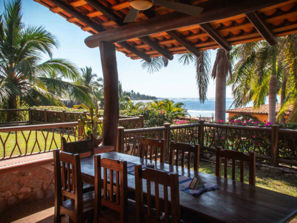 casa-sirena-la-saladita-mexico