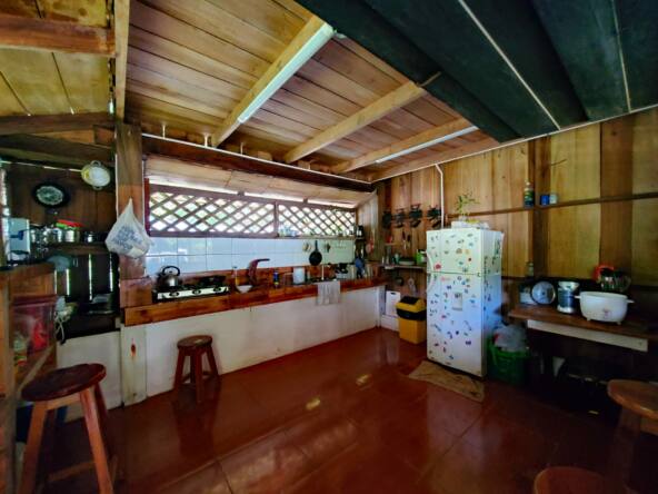 house-for-sale-just-a-few-steps-from-the-beach-in-pavones-costa-rica