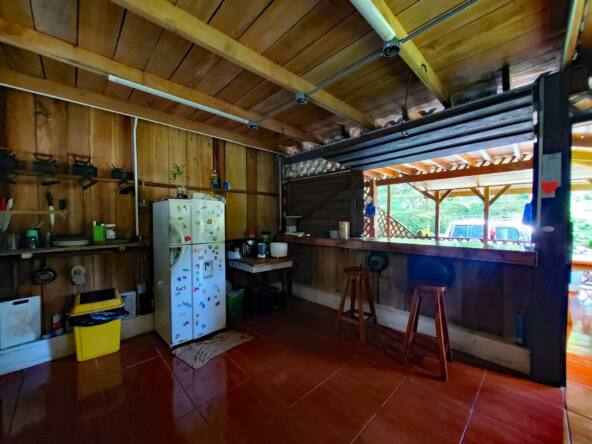 house-for-sale-just-a-few-steps-from-the-beach-in-pavones-costa-rica
