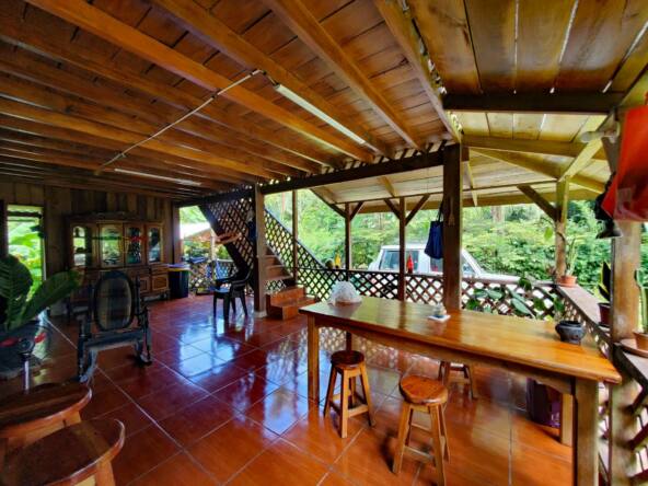 house-for-sale-just-a-few-steps-from-the-beach-in-pavones-costa-rica