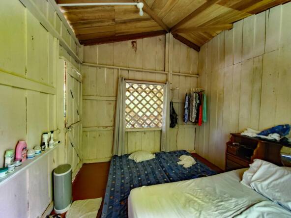 house-for-sale-just-a-few-steps-from-the-beach-in-pavones-costa-rica