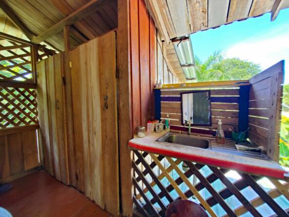 house-for-sale-just-a-few-steps-from-the-beach-in-pavones-costa-rica