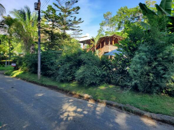 house-for-sale-just-a-few-steps-from-the-beach-in-pavones-costa-rica