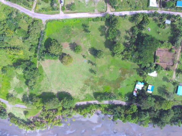 pavones-beachfront-property