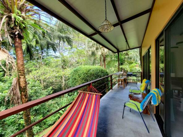 tropicana-surf-retreat-with-ocean-views-