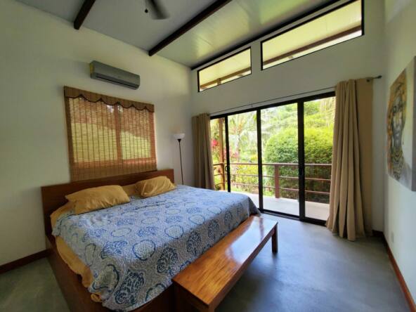 tropicana-surf-retreat-with-ocean-views-