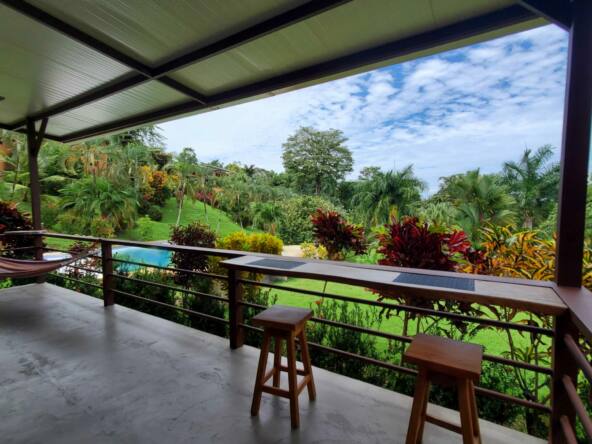 tropicana-surf-retreat-with-ocean-views-