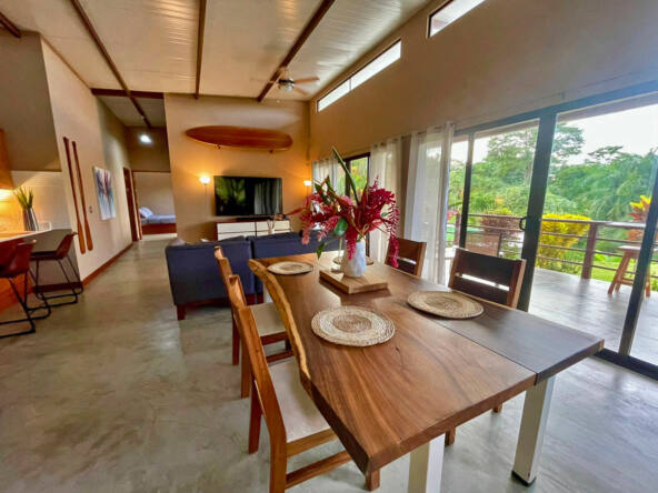 tropicana-surf-retreat-with-ocean-views-