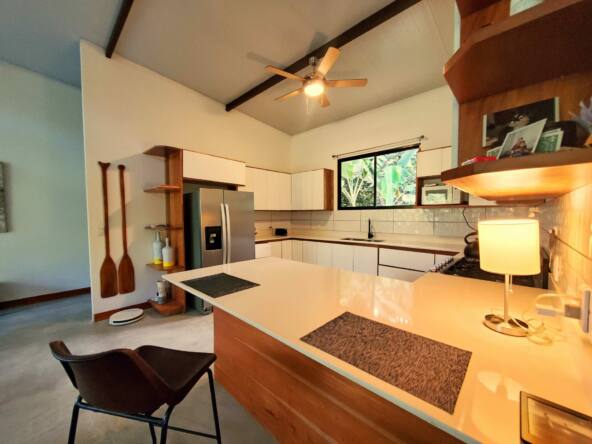 tropicana-surf-retreat-with-ocean-views-