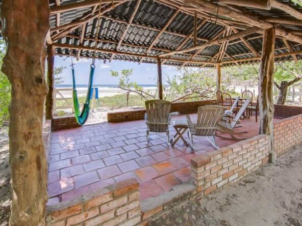 4-bedroom-nicaragua-playa-el-coco-beachfront-home-for-sale