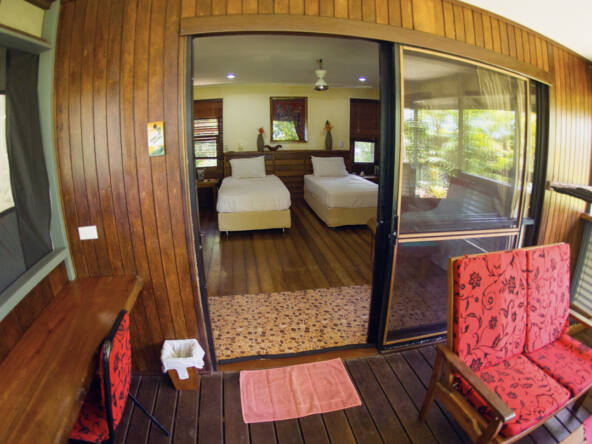 moon-beach-surf-resort