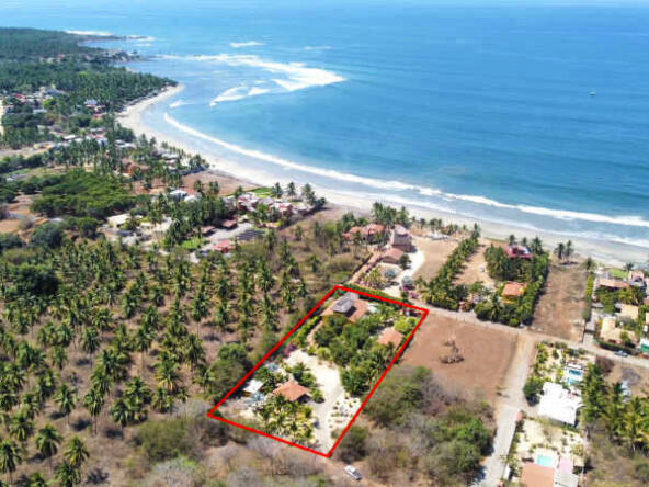 casa-sirena-playa-saladita