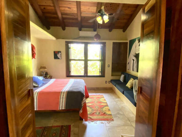 casa-sirena-playa-saladita