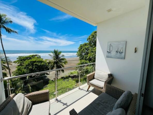 oceanfront-villa-at-playa-bejuco