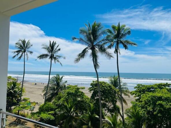 oceanfront-villa-at-playa-bejuco