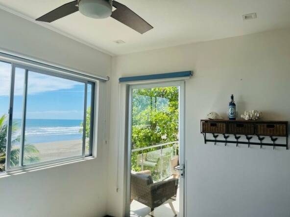 oceanfront-villa-at-playa-bejuco