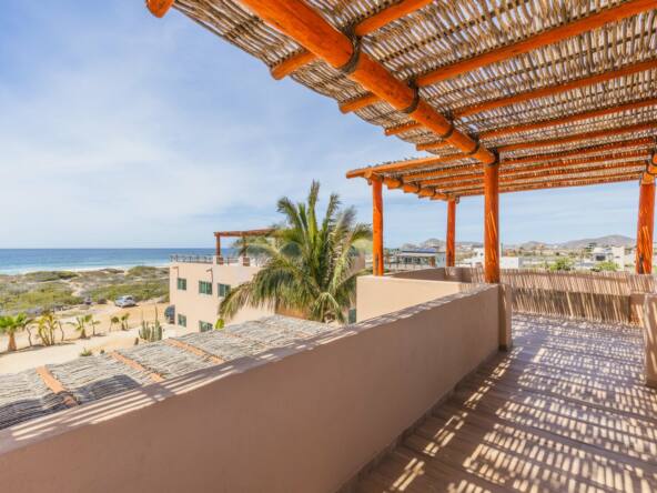 villa-los-vaqueros-on-cerritos-beach