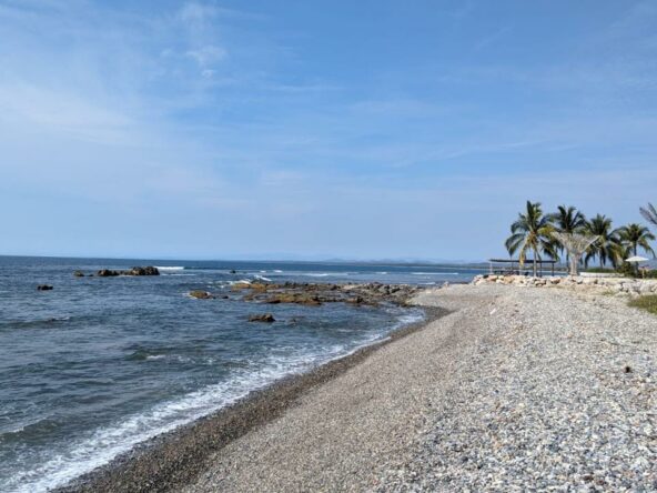 2_Beach_Front_Saldita_Lots_for_Sale_Beach_View_To_Piont