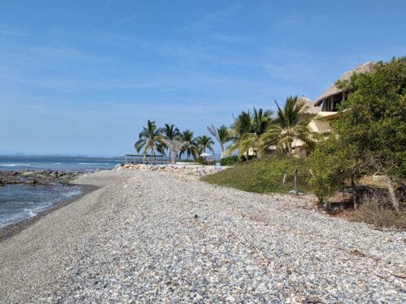 2_Beach_Front_Saldita_Lots_for_Sale_Beach_View_Towards_River