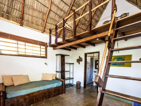Vibra-beach-guesthouse-in-playa-guasacate-9