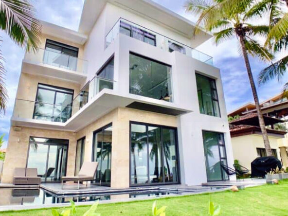 luxury-beachfront-hermosa-palms