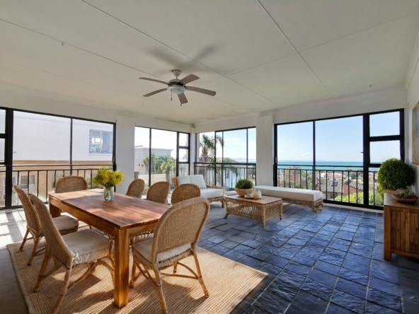 5-bedroom-oceanview-at-jeffreys-bay
