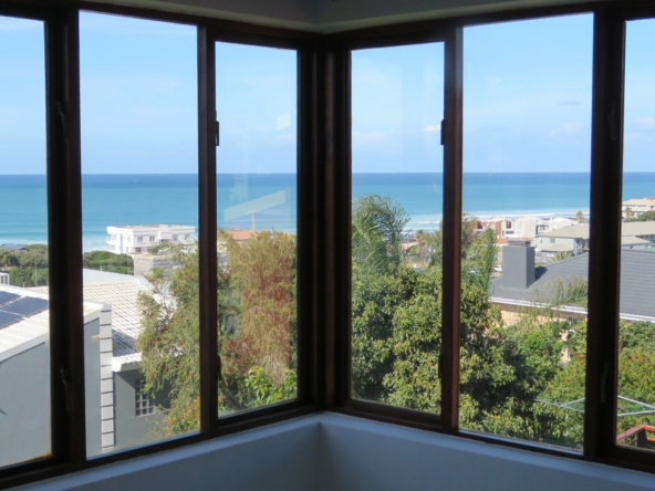5-bedroom-oceanview-at-jeffreys-bay
