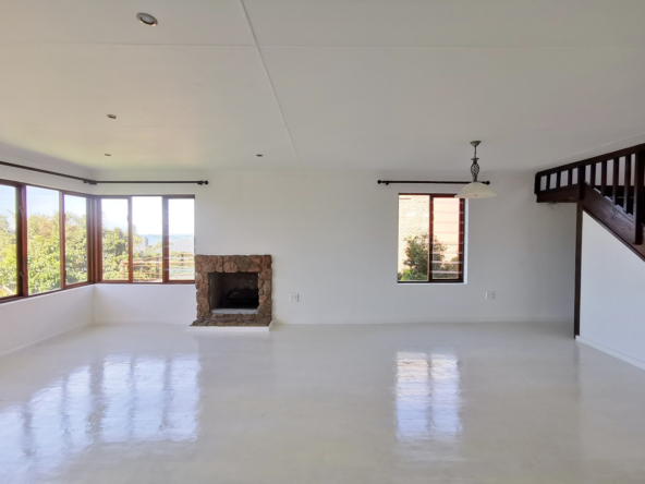 5-bedroom-oceanview-at-jeffreys-bay
