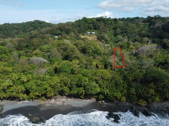 pavones-titled-lot-close-to-the-beach