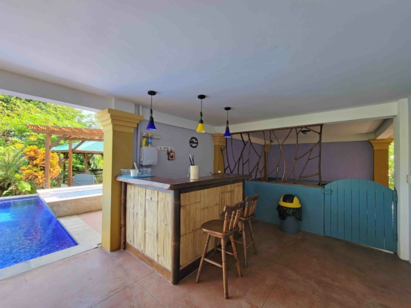 pilon-villa-with-3-rentals-and-river