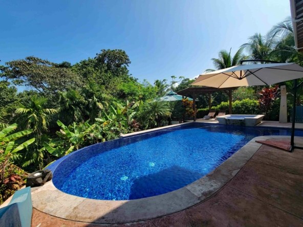 pilon-villa-with-3-rentals-and-river