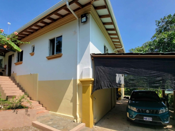 pilon-villa-with-3-rentals-and-river