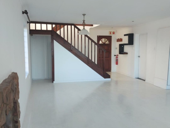 wavecrest-family-home-jeffreys-bay-1