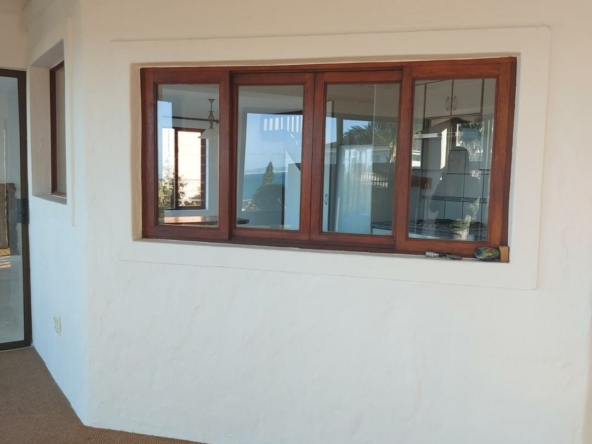 wavecrest-family-home-jeffreys-bay-1