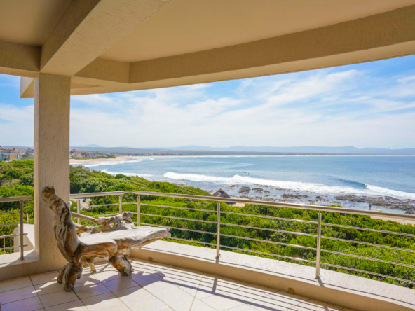 7-bedroom-surf-view-above-jeffreys-bay