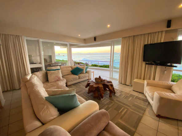 7-bedroom-surf-view-above-jeffreys-bay