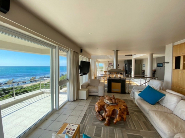 7-bedroom-surf-view-above-jeffreys-bay