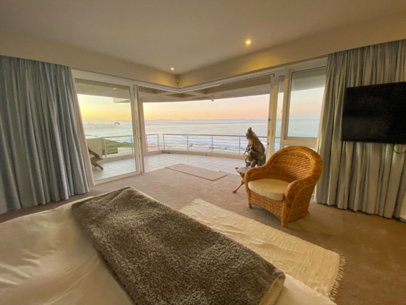 7-bedroom-surf-view-above-jeffreys-bay