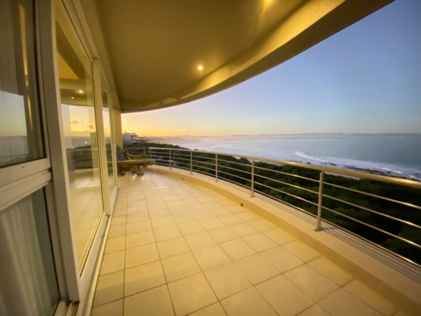 7-bedroom-surf-view-above-jeffreys-bay