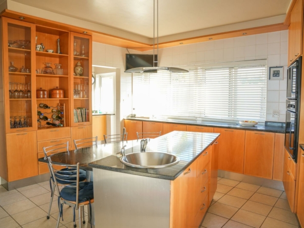 7-bedroom-surf-view-above-jeffreys-bay