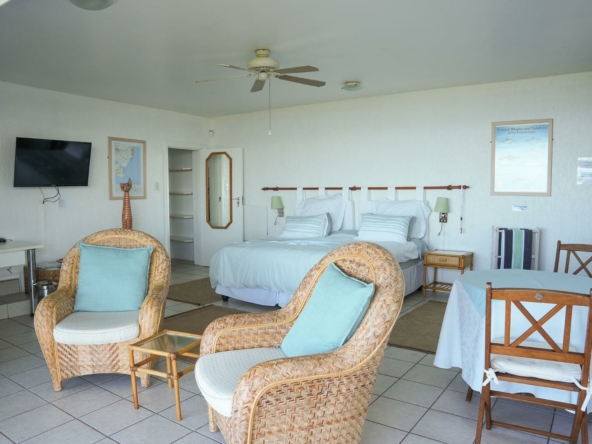 7-bedroom-surf-view-above-jeffreys-bay