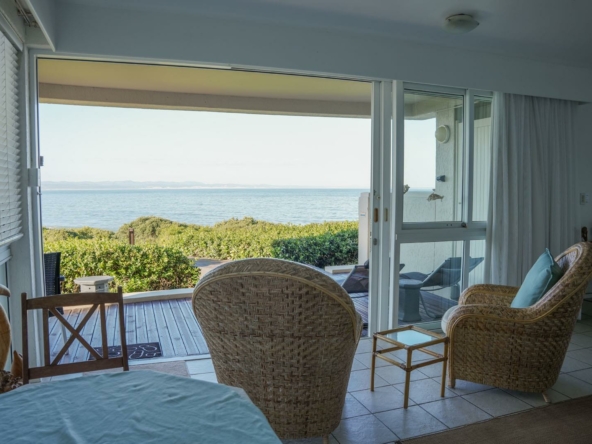 7-bedroom-surf-view-above-jeffreys-bay