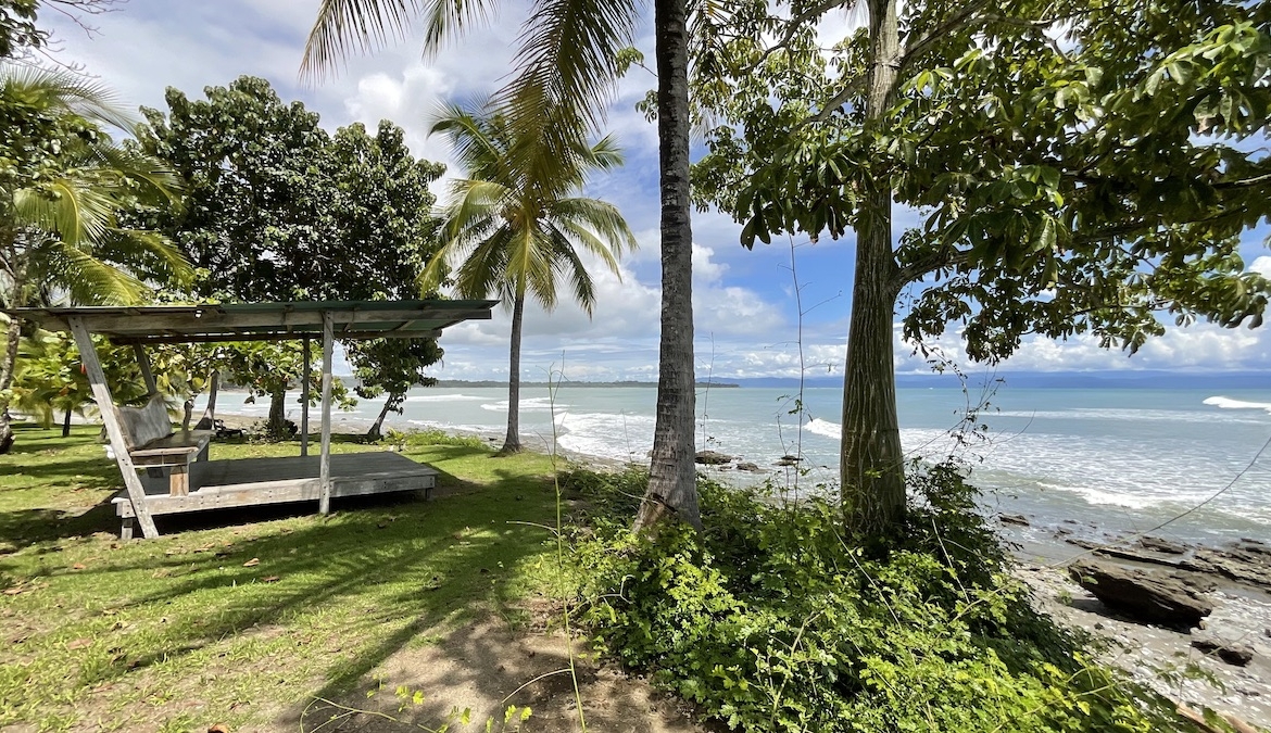 punta-sonada-point-break-estate