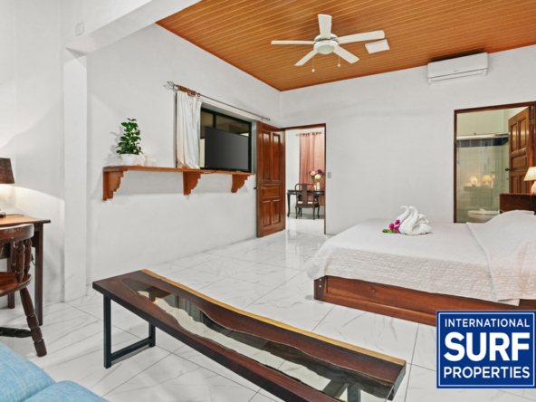 ocean-view-homes-with-19-rooms-playas-del-coco